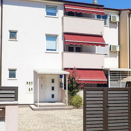 Appartamento Leona Hennion Pola Esterno foto
